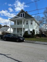 23 Chestnut Avenue, Torrington, CT 06790