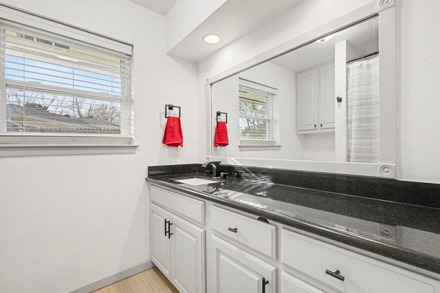 1603 Miller Court, Pantego, TX 76013