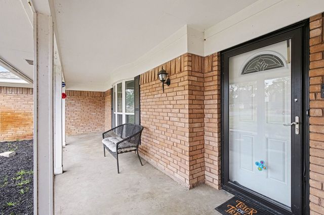 1603 Miller Court, Pantego, TX 76013