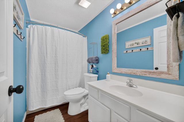 504 Wall Avenue, Des Moines, IA 50315
