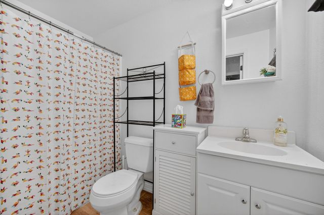 504 Wall Avenue, Des Moines, IA 50315