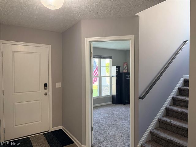 996 Ashley Taylor Court, Wadsworth, OH 44281