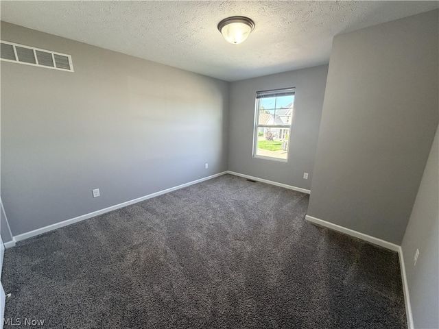 996 Ashley Taylor Court, Wadsworth, OH 44281