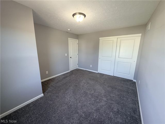 996 Ashley Taylor Court, Wadsworth, OH 44281