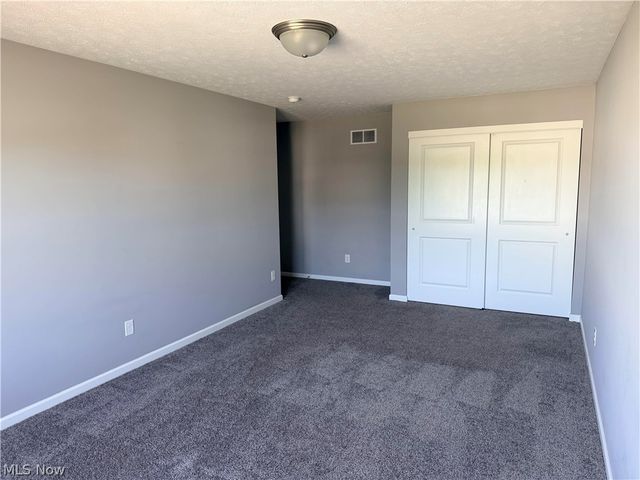 996 Ashley Taylor Court, Wadsworth, OH 44281