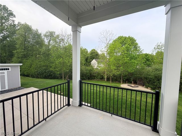 996 Ashley Taylor Court, Wadsworth, OH 44281
