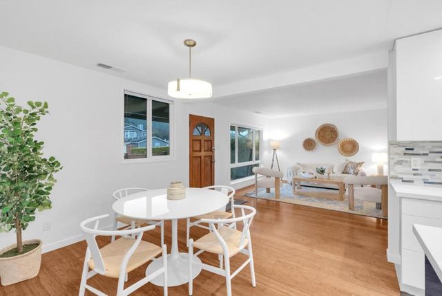 695 Linda Mar Boulevard, Pacifica, CA 94044