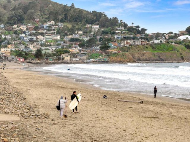 695 Linda Mar Boulevard, Pacifica, CA 94044