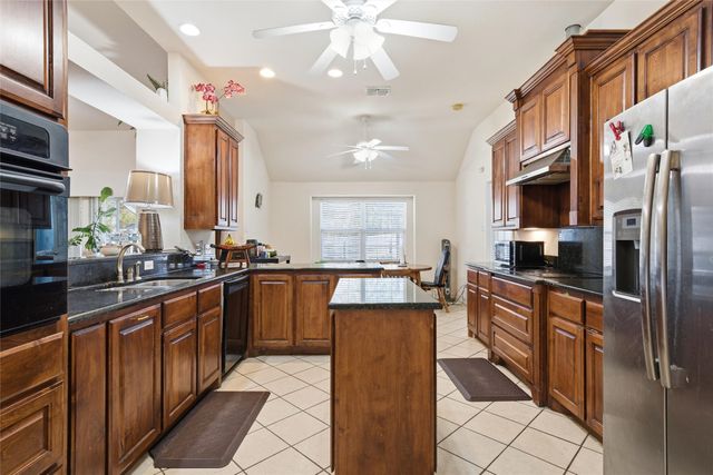 9120 Monarch Drive, Waco, TX 76712