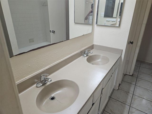 18539 Lippizaner Drive, Cypress, TX 77433