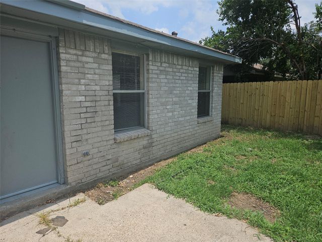 18539 Lippizaner Drive, Cypress, TX 77433