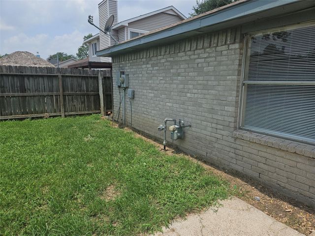 18539 Lippizaner Drive, Cypress, TX 77433