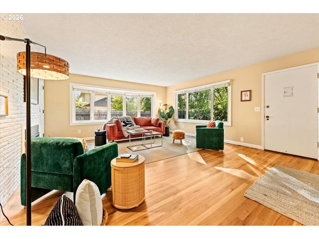 9810 Sw 55TH Ave, Portland, OR 97219