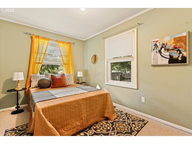 9810 Sw 55TH Ave, Portland, OR 97219