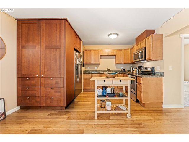 9810 Sw 55TH Ave, Portland, OR 97219