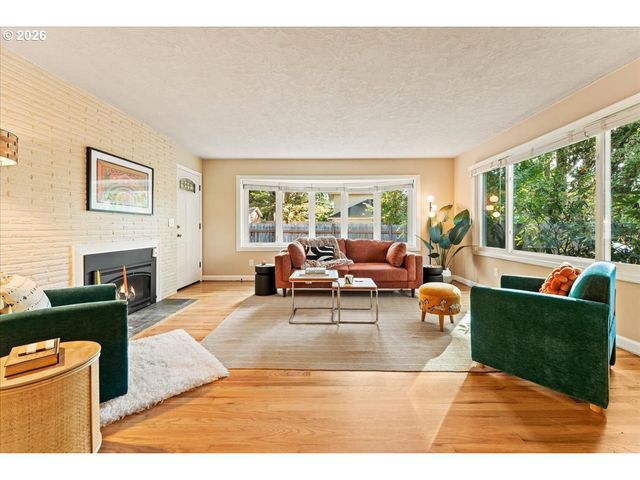 9810 Sw 55TH Ave, Portland, OR 97219