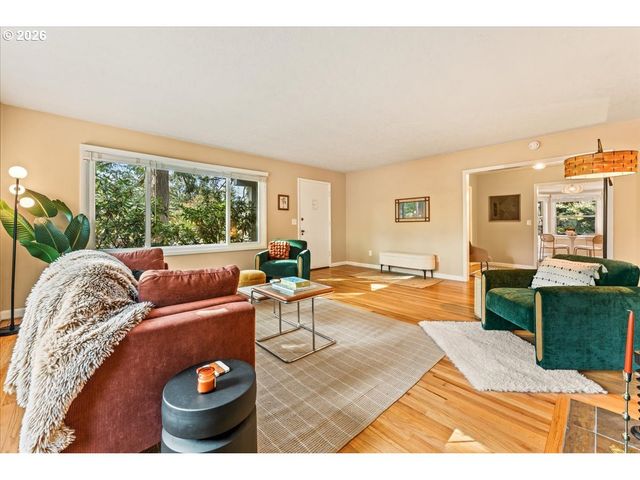 9810 Sw 55TH Ave, Portland, OR 97219
