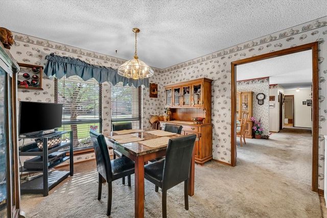 2834 S College Drive, Fayetteville, AR 72701