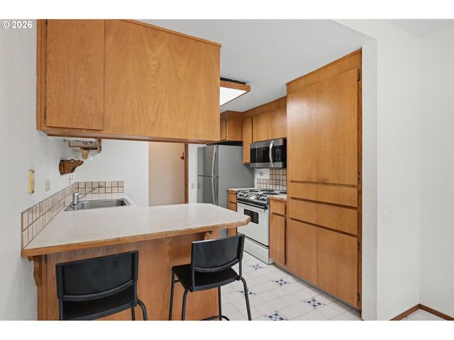 2516 Se BAYPOINT Dr L32, Vancouver, WA 98683