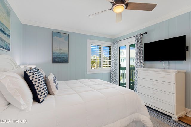 301 E Commerce Way Road 255 Sea Spray, Atlantic Beach, NC 28512