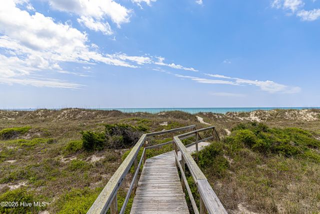 301 E Commerce Way Road 255 Sea Spray, Atlantic Beach, NC 28512