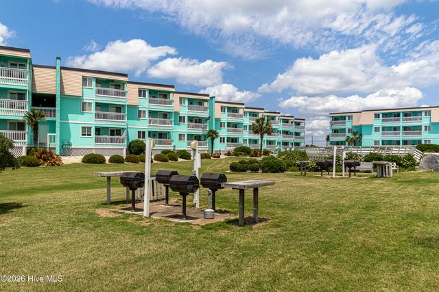 301 E Commerce Way Road 255 Sea Spray, Atlantic Beach, NC 28512