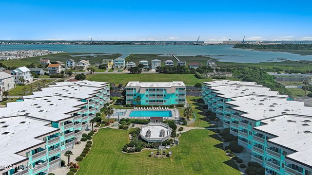 301 E Commerce Way Road 255 Sea Spray, Atlantic Beach, NC 28512