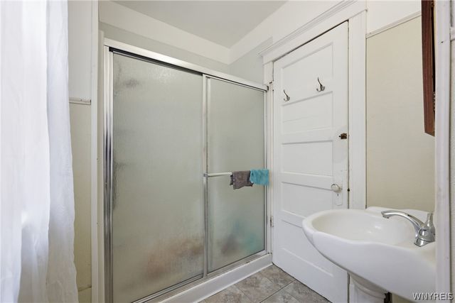39 Kamper Avenue, Buffalo, NY 14210