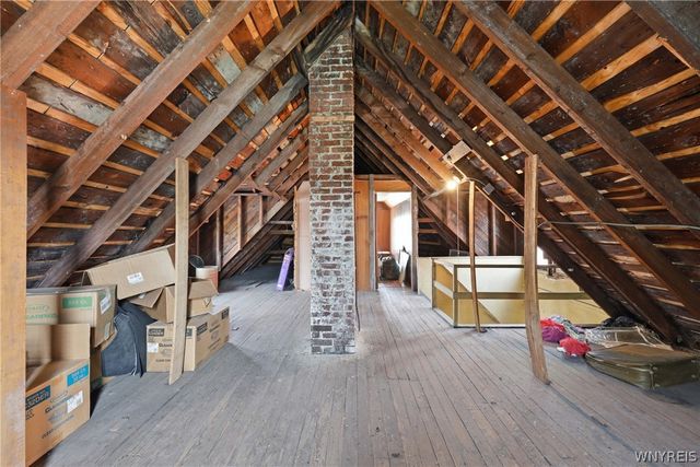 39 Kamper Avenue, Buffalo, NY 14210