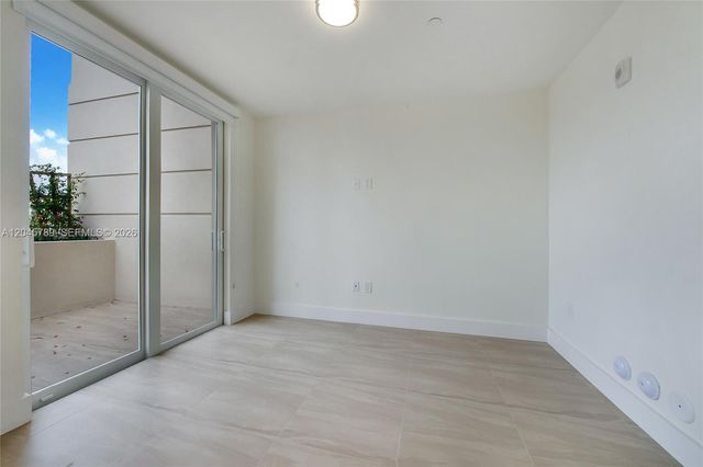 120 Salamanca Ave PH, Coral Gables, FL 33134