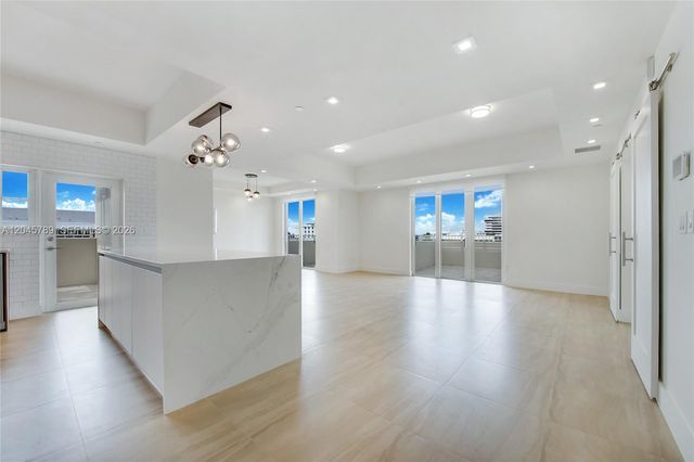 120 Salamanca Ave PH, Coral Gables, FL 33134