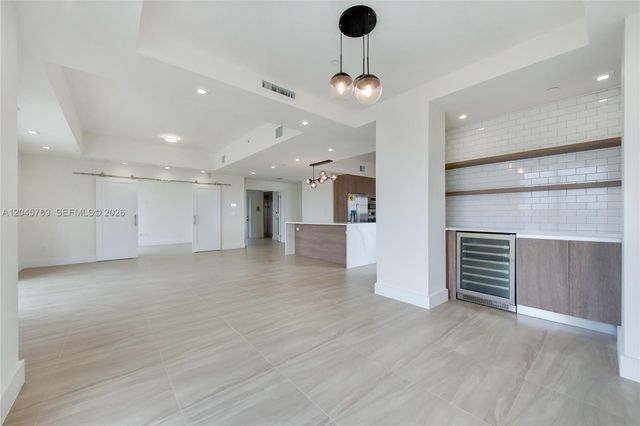 120 Salamanca Ave PH, Coral Gables, FL 33134