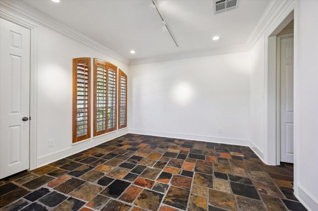 14022 Barnhart Boulevard, Houston, TX 77077