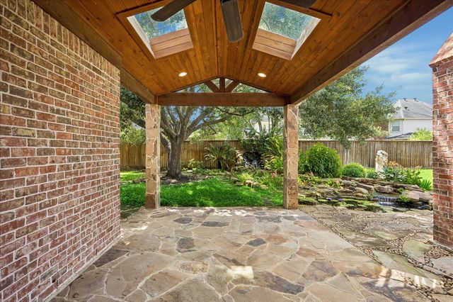14022 Barnhart Boulevard, Houston, TX 77077