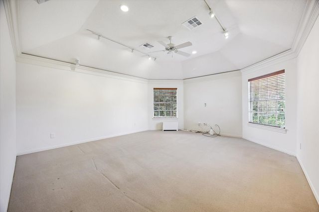 14022 Barnhart Boulevard, Houston, TX 77077