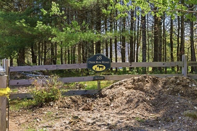 28 Deer Run Road, Boxford, MA 01921