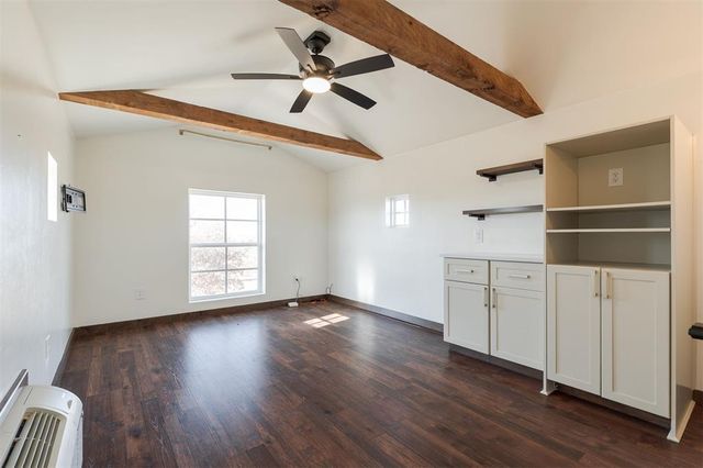 9438 Creek View, Guthrie, OK 73044
