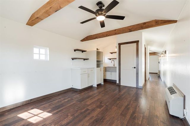 9438 Creek View, Guthrie, OK 73044