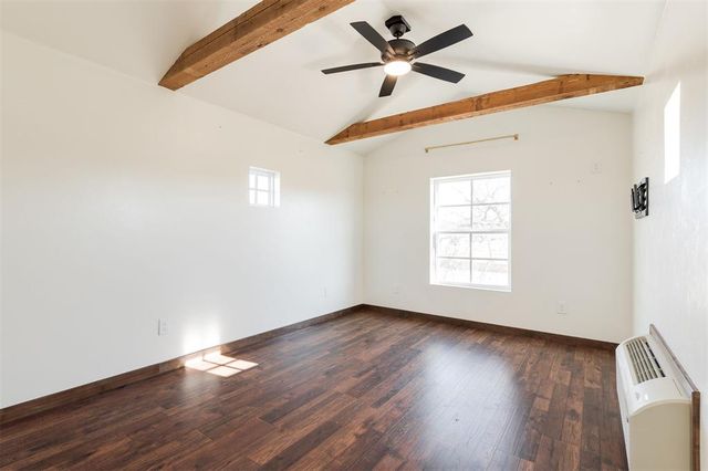 9438 Creek View, Guthrie, OK 73044