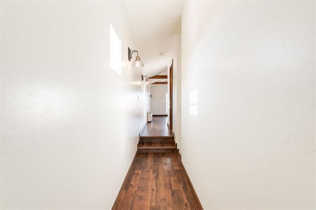 9438 Creek View, Guthrie, OK 73044
