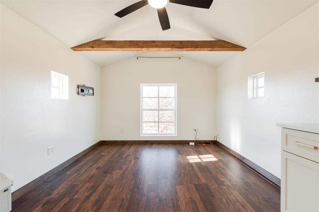 Image 28 of property listing at 9438 Creek View, Guthrie, OK 73044