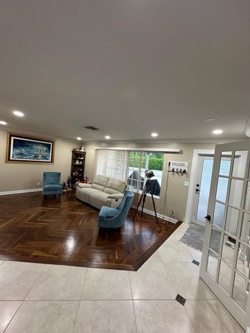 1905 S FLORIDA MANGO Road, West Palm Beach, FL 33406