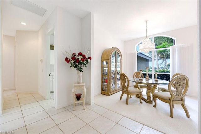 2079 Imperial CIR, Naples, FL 34110