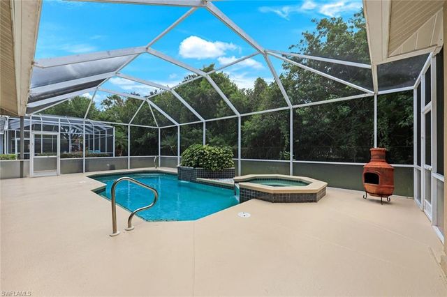 2079 Imperial CIR, Naples, FL 34110