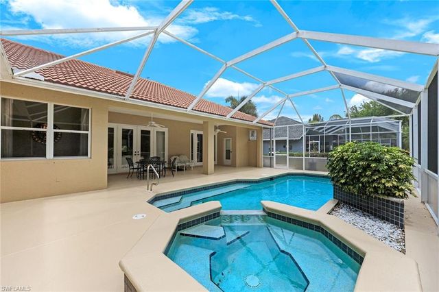 2079 Imperial CIR, Naples, FL 34110
