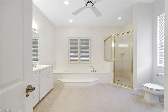 2079 Imperial CIR, Naples, FL 34110