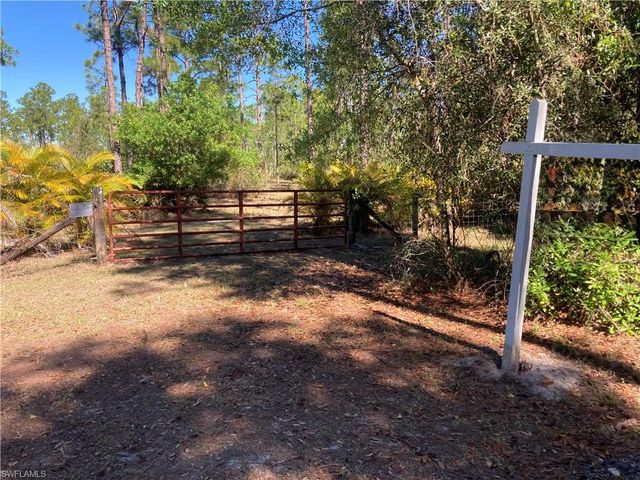 XXX HONEYBEE DR, Naples, FL 34120