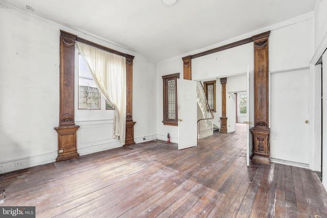 2203 SPRUCE ST, Philadelphia, PA 19103