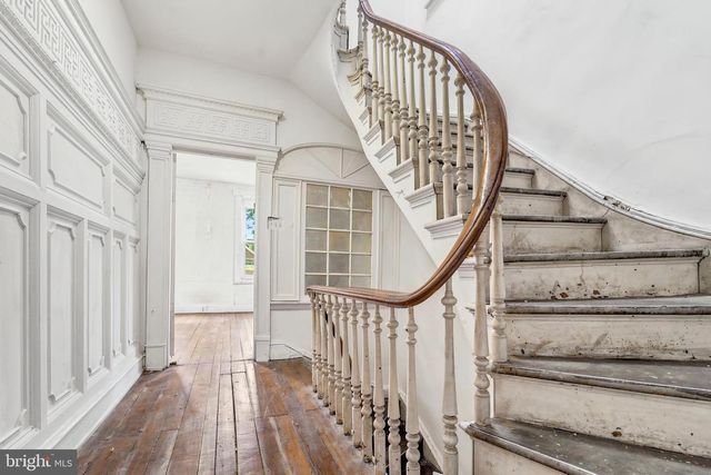 2203 SPRUCE ST, Philadelphia, PA 19103