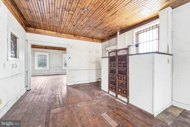 2203 SPRUCE ST, Philadelphia, PA 19103